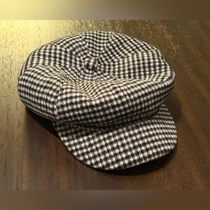 & Other Stories Monochrome Houndstooth Cap